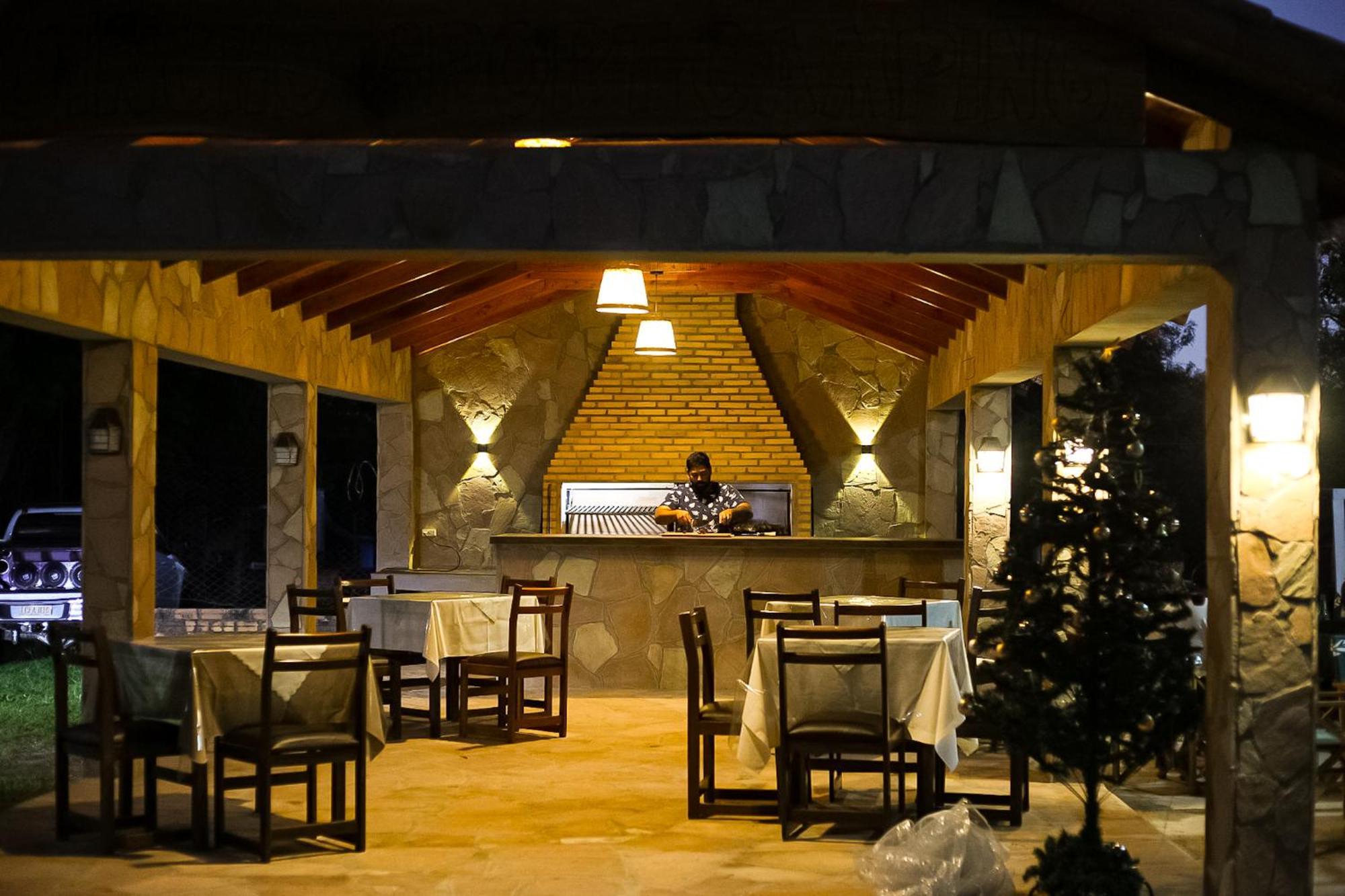 Hotel Sport Camping Independencia Ngoại thất bức ảnh